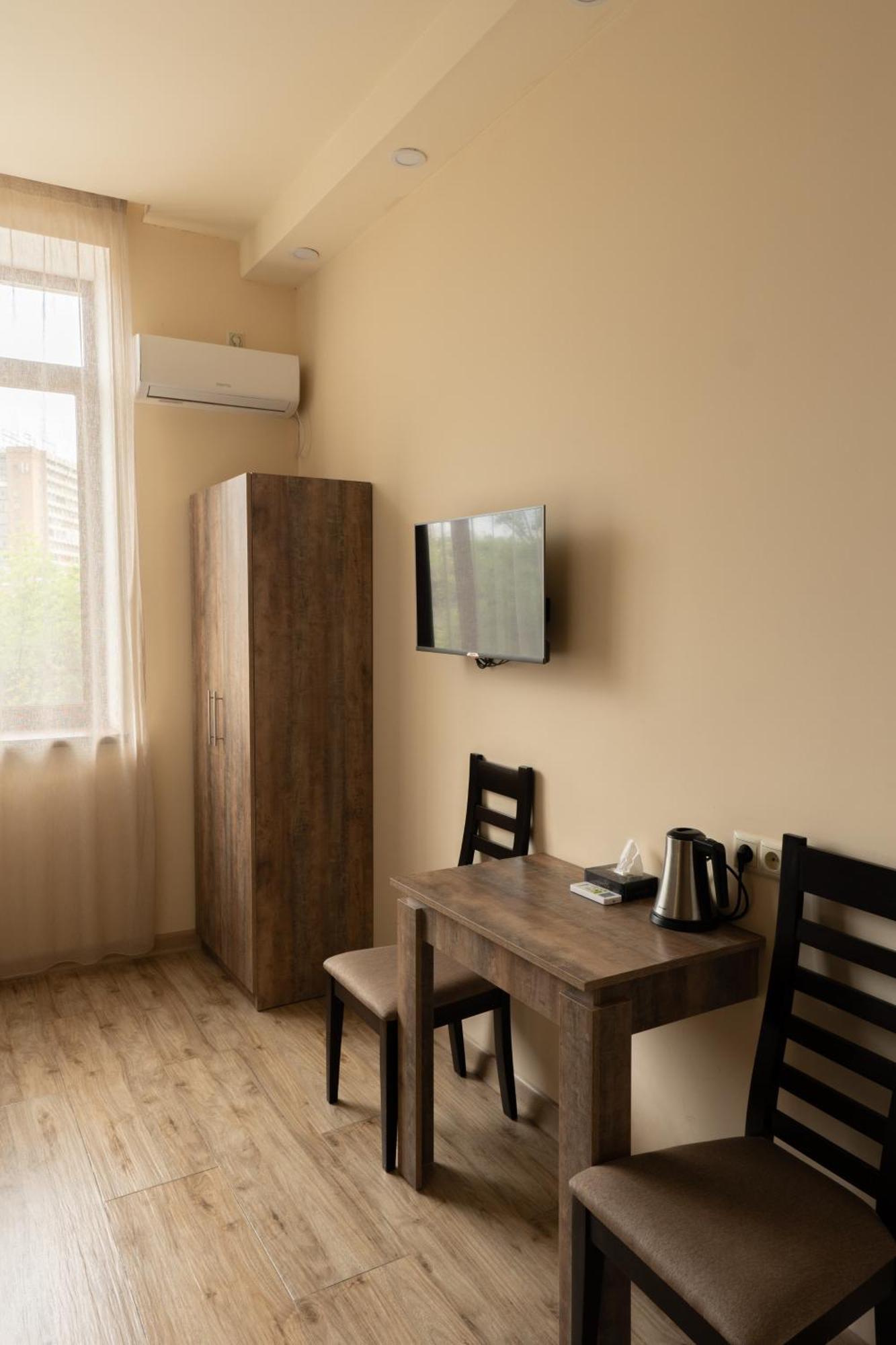 Glendale Boutique Hotel Yerevan Exterior photo